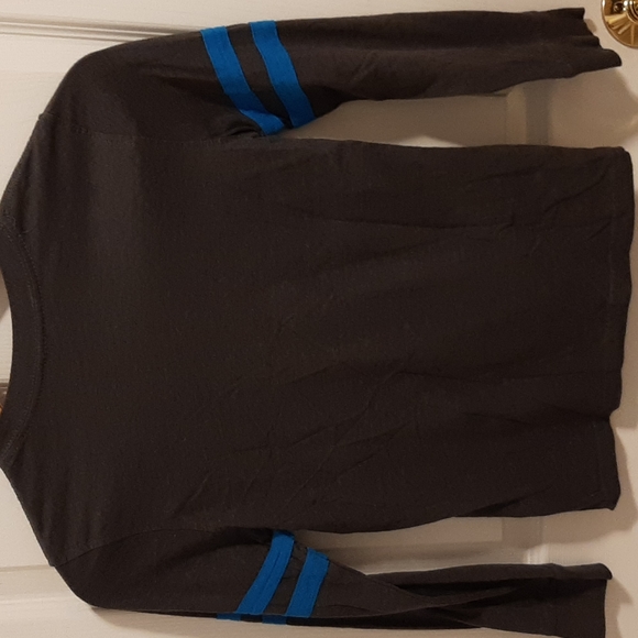 Boys T - Picture 3 of 3